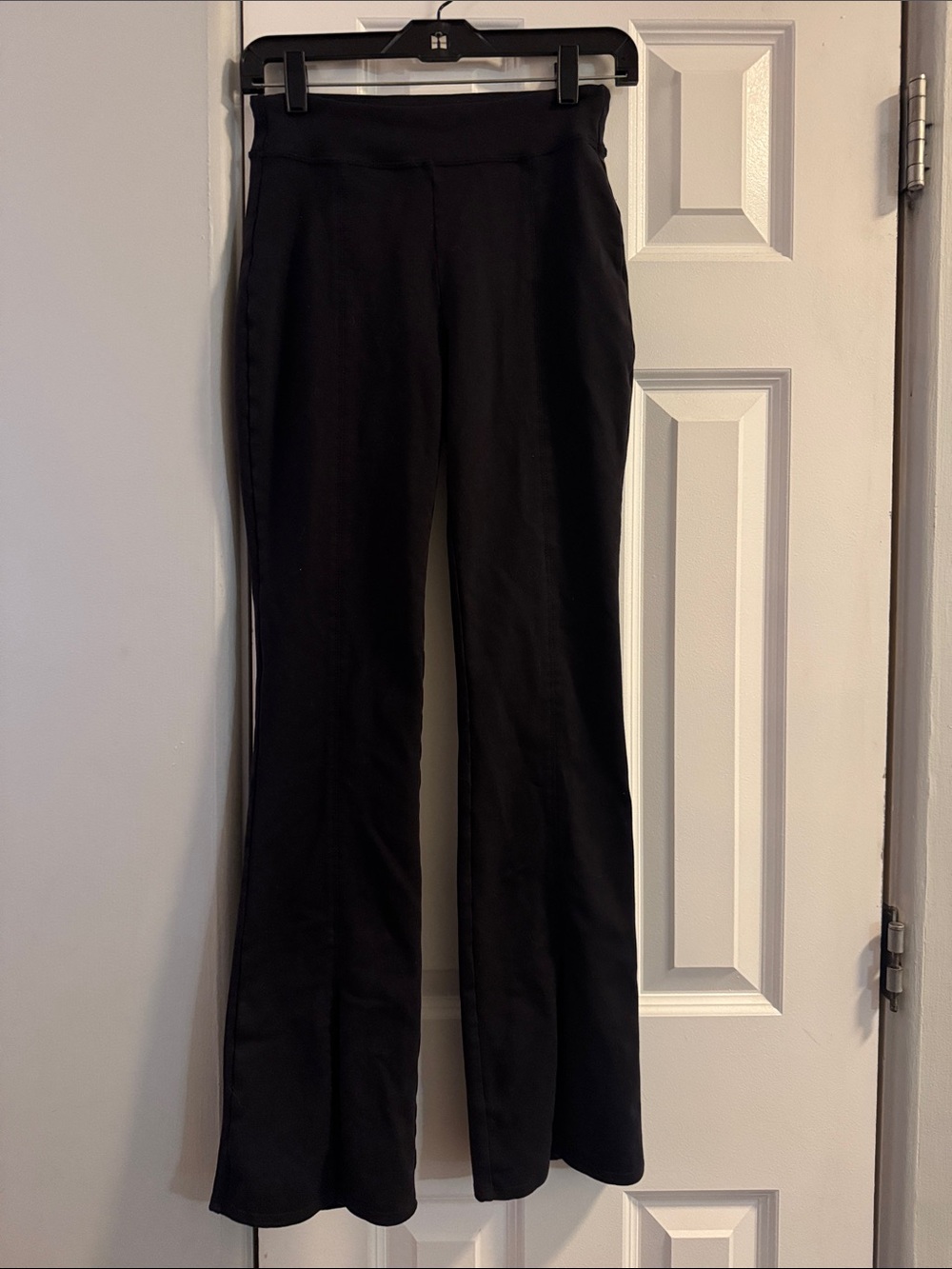 Alo Black Flare Yoga Pants Front Slit - Picture 2 of 6